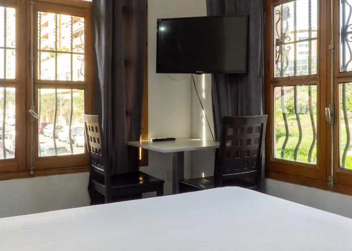 Sundos Feria מלון 2*