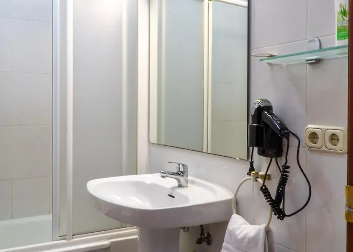 Hotel Sundos Feria 2*